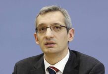 «Αδειάζει» την κυβέρνηση ο εκπρόσωπος του Σόιμπλε: Δεν θα συγκρουστούμε με το ΔΝΤ για την Ελλάδα