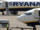 Ryanair: Μειώνει τις πτήσεις της στην Ελλάδα-«Μαρία Αντουανέτα» η Κουντουρά