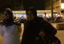 ΡΕΣΙΤΑΛ της Ελένης Λουκά με μαντήλα στο λιμάνι του Πειραιά!!! (ΒΙΝΤΕΟ)