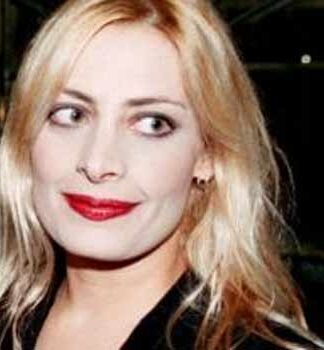 Θυμάστε την Αλέξια;;; Δείτε την να παραλαμβάνει το βραβείο της στις «Γυναίκες της Χρονιάς»! (ΒΙΝΤΕΟ)