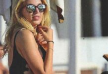 Κωνσταντίνα Σπυροπούλου: “Τρέλανε” κόσμο με το χυμώδες κορμί της στο πρώτο της μπάνιο! (ΦΩΤΟ)
