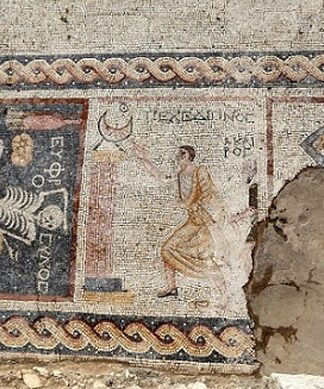 Μοναδική ανακάλυψη: Ο σκελετός του αρχαιοελληνικού μωσαϊκού που… χαίρεται τη ζωή! (ΦΩΤΟ)
