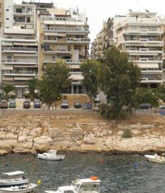 Πτώμα γυναίκας εντοπίστηκε στον Πειραιά