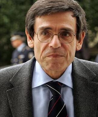 «Έφυγε» ο Γιάννης Αγγέλου