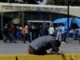 Πειραιάς: Αμετακίνητοι οι 4.500 πρόσφυγες και μετανάστες – «Δεν θ’ αδειάσει το λιμάνι»