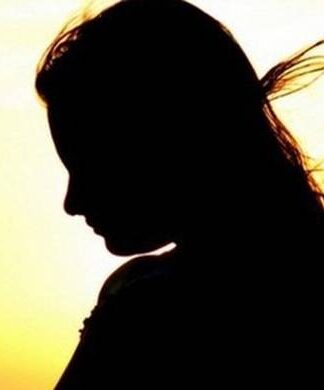 Ποια υπέγραψε σήμερα στο E; Δεν σας πάει το μυαλό!!!