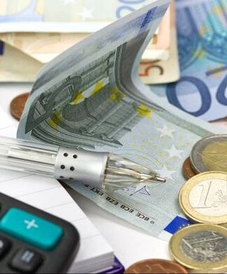 «Τσουνάμι» έμμεσων φόρων 1,8 δισ. θα γονατίσουν τα νοικοκυριά
