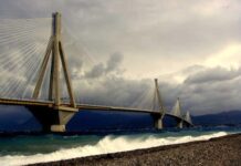 Τι κρύβεται κάτω από τη γέφυρα Ρίου -Αντιρρίου; (Βίντεο)