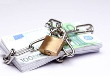 Εφορία: Έρχονται κατασχέσεις και διαπόμπευση οφειλετών