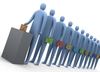 Νέα δημοσκόπηση: Προβάδισμα της ΝΔ με 8%