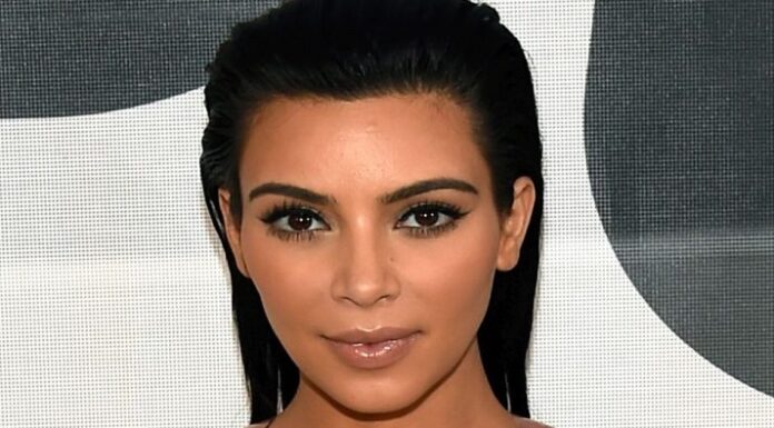 Βρήκαμε την Ελληνίδα σωσία της Kim Kardashian! Θα πάθετε σοκ με την ομοιότητα (ΦΩΤΟ)