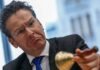 Στον «αέρα» η συμφωνία για το Eurogroup