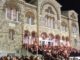 Στην Αγία Τριάδα Πειραιά έκανε Ανάσταση ο Γιάννης Μώραλης όπου χοροστάτησε ο κ. Σεραφείμ