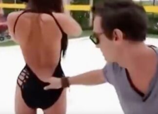 Απλώνει το Χέρι και Σκίζει το Μαγιό της Κοπέλας. Αυτό που της Κάνει, θα σας Αφήσει Άφωνους!