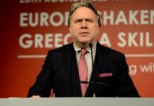 «Σφαγή» στα εργασιακά προμηνύει ο Κατρούγκαλος – Το ΔΝΤ «θέλει αίμα το φθινόπωρο»