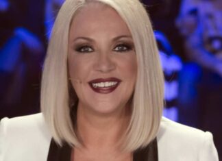 H αινιγματική ανάρτηση της Ρούλας Κορομηλά (ΦΩΤΟ)