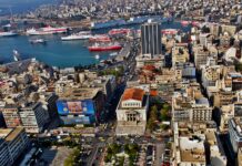 Αυτός είναι ο λόγος που μυρίζει καμένο ο Πειραιάς