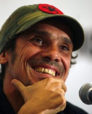 Σαρώνει στο διαδίκτυο το μήνυμα του Manu Chao στους Έλληνες φίλους του!! (ΒΙΝΤΕΟ)