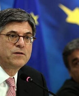 Χαμός στη Βουλή: Ο αμερικανός ΥΠΟΙΚ έκανε την… ανάγκη του δημοσίως!