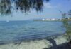 ΒΟΜΒΑ: Κατάλληλες παραλίες αλλά ακατάλληλο πόσιμο νερό σε Αγίους Αποστόλους και Αγκώνα Ωρωπού