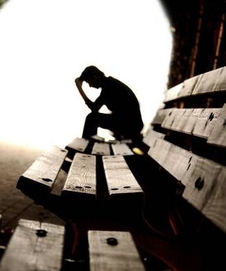 Σοκ στο Αίγιο: Αυτοκτόνησε δίπλα στον 11χρονο εγγονό του