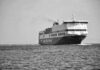 ΣΟΚ: Βουτιά θανάτου από το Blue Star 1