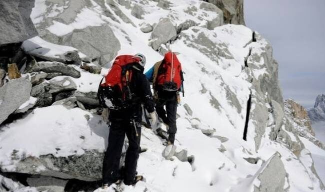 Σοκ: 30χρονη Κύπρια ξεψύχησε στις Γαλλικές Άλπεις- Βουτιά θανάτου 400 μέτρων