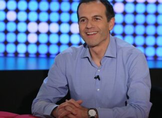 Η αλήθεια για την αποχώρηση Καβατζίκη. Οι ίντριγκες του τσαμπατζή και οι κακίες