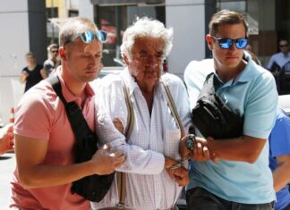 Τραγωδία στην Αίγινα: Ποιοι βοήθησαν τον χειριστή του ταχύπλοου;