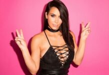 Η Κim Kardashian εμφανίζεται για πρώτη φορά με μπικίνι αφού έχασε 32 κιλά
