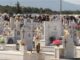 Κορωπί: Το «τελευταίο αντίο» στην Ελένη – Τραγικές φιγούρες τα δύο παιδιά της (ΦΩΤΟ)