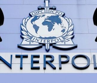 Συναγερμός από την Ιντερπόλ: Γιατί ψάχνει 41χρονη Ελληνίδα