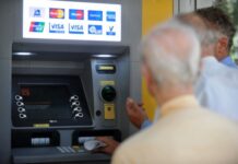 Συντάξεις: Εγκεφαλικά στα ΑΤΜ – Δείτε τα ποσά που θα μπουν στην τράπεζα