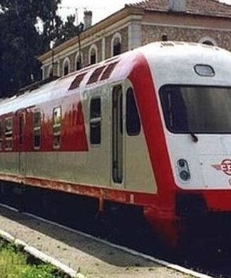 Τραγωδία στη Θήβα: Μπήκε στις γραμμές του τρένου και περίμενε να πεθάνει!