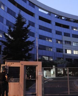 Τηλεοπτικές άδειες: Εξέλιξη – «βόμβα» με το υλικό από τις κάμερες ασφαλείας