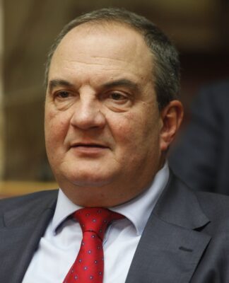 Κώστας Καραμανλής: Ανανεωμένος και χαλαρός στις καλοκαιρινές διακοπές του!