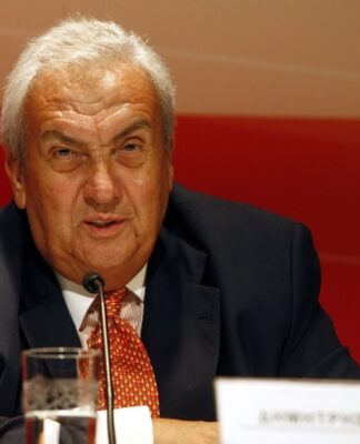 ΣΥΜΒΑΙΝΕΙ ΤΩΡΑ: Τηλεφωνικές επικοινωνίες Κοντομηνά με ανώτατα στελέχη του Alpha