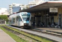 Σοκ στην Πάτρα: Γυναίκα παρασύρθηκε από τον Προαστιακό!