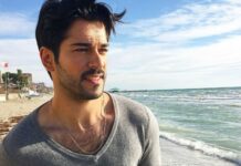 Ο κούκλος του “Kara Sevda” έχει σχέση! Δείτε την γυναίκα που του έχει κλέψει την καρδιά!
