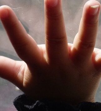 ΣΟΚ: Τρίχρονο αγόρι «έσβησε» από υπερβολικό φαγητό