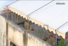 Εξελίξεις στην υπόθεση του 86χρονου που είναι επί 1,5 χρόνο ζει εξόριστος στο μπαλκόνι – Τι συμβαίνει με τη σύζυγό του!