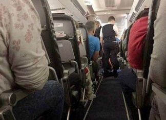 Τραγωδία στον αέρα: Πέθανε λίγο μετά την απογείωση – Ταξίδευαν με το άψυχο σώμα της (ΦΩΤΟ)