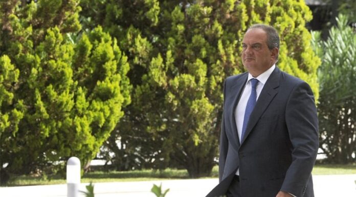 Σε δίκη τέσσερις για υποκλοπές και σχέδιο δολοφονίας Καραμανλή