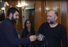 Αυτή είναι η νέα σύντροφος του Μπάμπη Στόκα