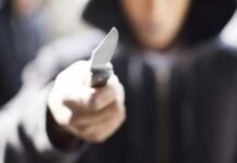 ΣΟΚ στην Άνω Γλυφάδα – Eπιτέθηκαν σε μαθητή και του έκλεψαν μέχρι και τα παπούτσια!