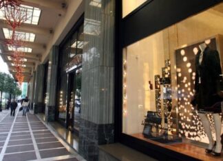 Εορταστικό ωράριο Χριστουγέννων 2016: Πότε θα είναι ανοικτά τα μαγαζιά!