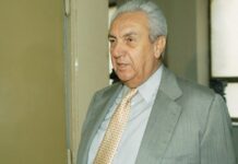 Αυτή είναι η νέα κυρία στο πλευρό του Δημήτρη Κοντομηνά! (Φωτο)