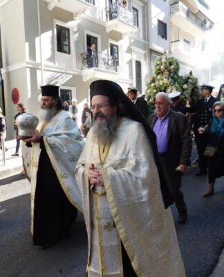 ΑΓΙΟΣ ΝΙΚΟΛΑΟΣ ΠΕΙΡΑΙΑ: Με λαμπρότητα η υποδοχή της Κάρας τπυ Αγίου Νικολάου Πλανά (ΦΩΤΟ)