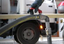 ΕΡΕΥΝΑ: Έτσι σας κλέβουν από 40 έως 70 λίτρα κάθε φορά που βάζετε πετρέλαιο θέρμανσης