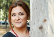 Δείτε την ΚΟΥΚΛΑ κόρη της Ελισάβετ Κωνσταντινίδου στην πρώτη της τηλεοπτική συνέντευξη!